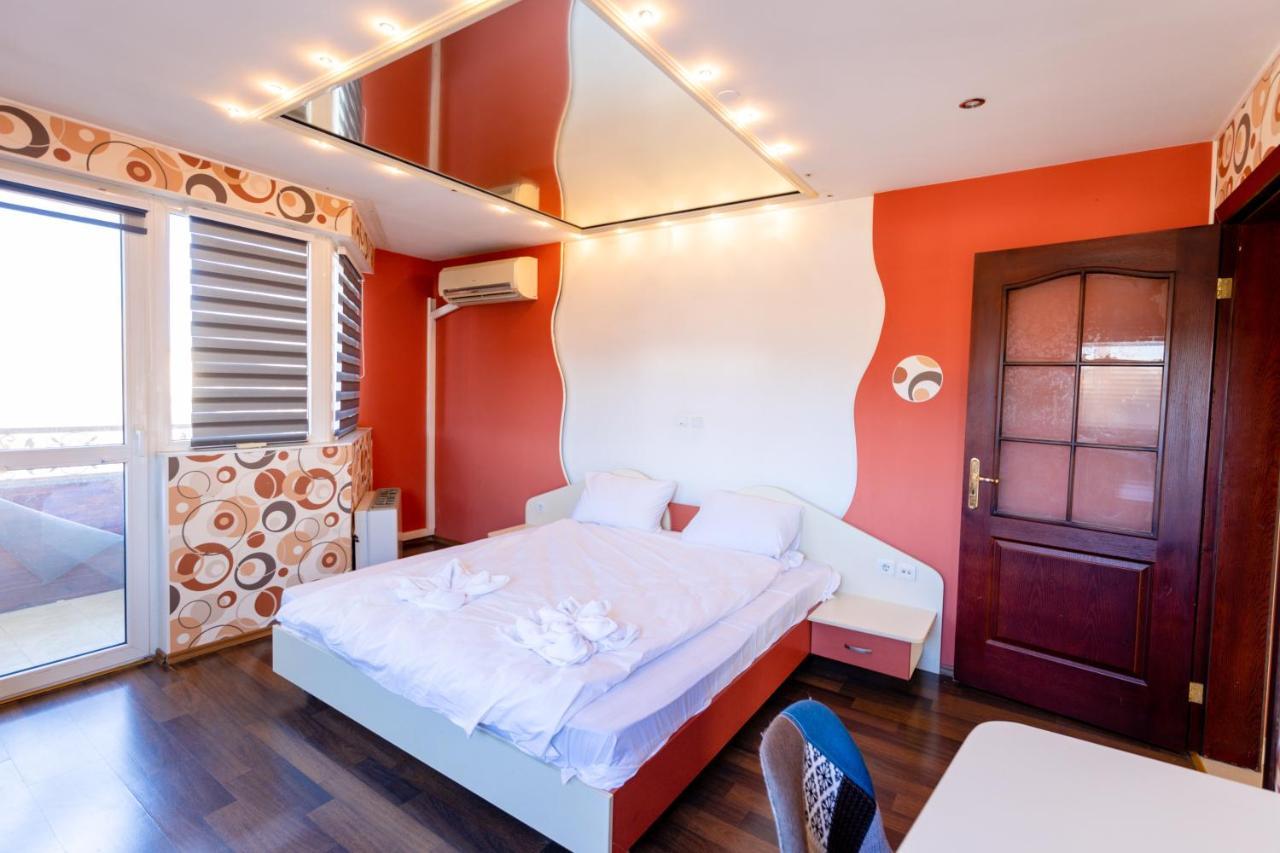 Sea And Mountain Hotel Prolesha Ngoại thất bức ảnh