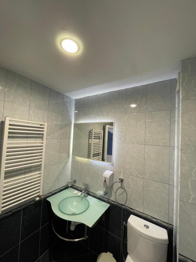 Sea And Mountain Hotel Prolesha Ngoại thất bức ảnh