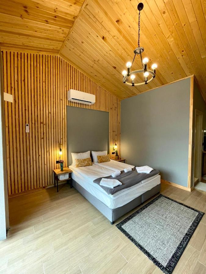 Sea And Mountain Hotel Prolesha Ngoại thất bức ảnh
